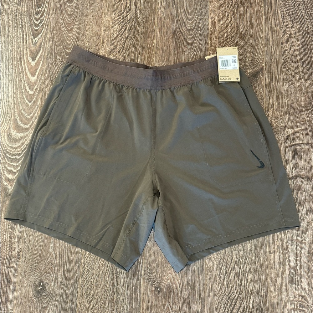 Nike Yoga Shorts NWT